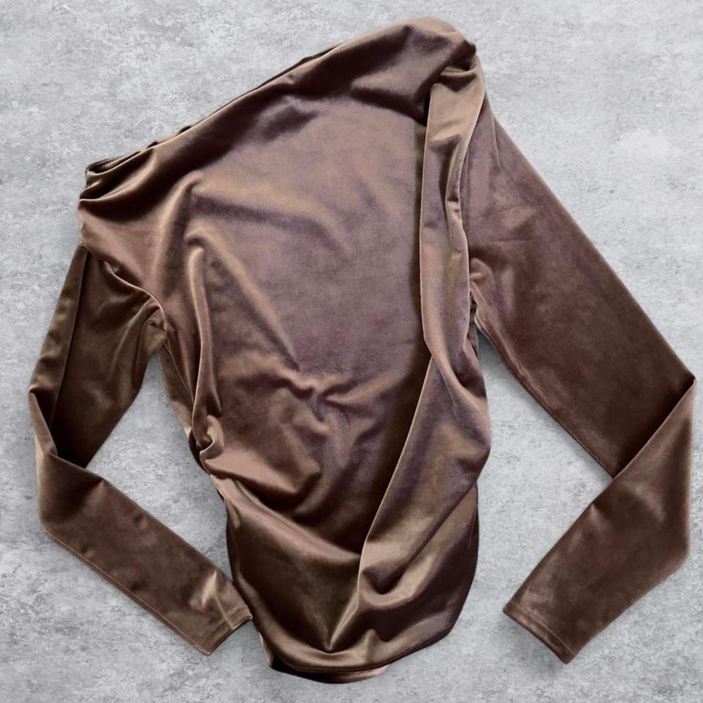 Abercrombie & Fitch Brown Velvet Off the Shoulder Ruched Long Sleeve Top Small - Picture 4 of 7